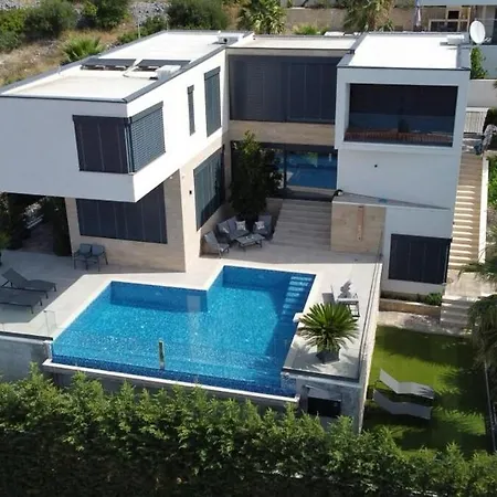 Villa View House Okrug With Pool *