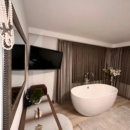 Villa View House Okrug With Pool
