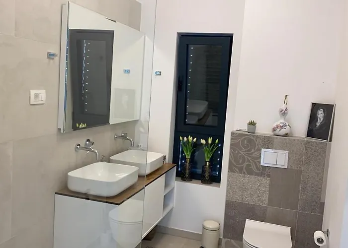 别墅 View House Okrug With Pool 特罗吉尔