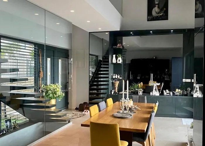 View House Okrug With Pool * 特罗吉尔