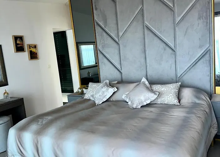 View House Okrug With Pool 别墅 特罗吉尔