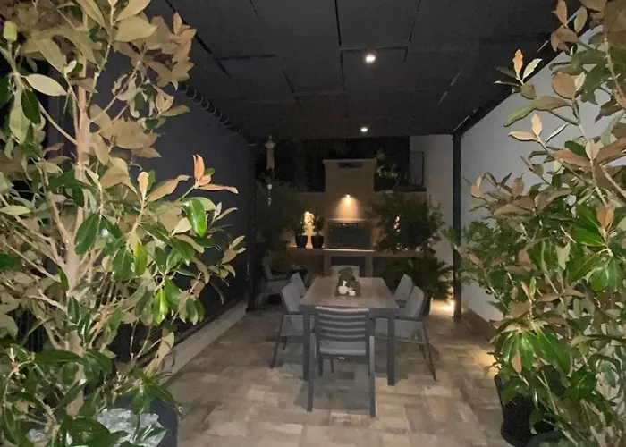 View House Okrug With Pool