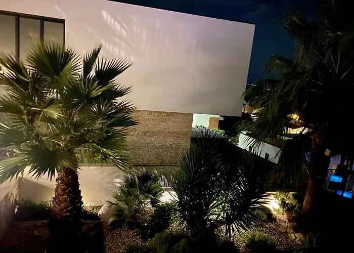 View House Okrug With Pool 特罗吉尔