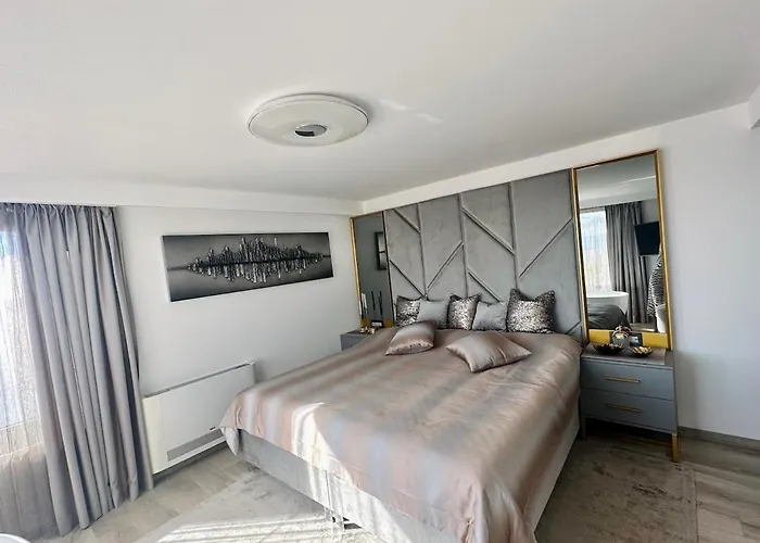 别墅 View House Okrug With Pool 特罗吉尔