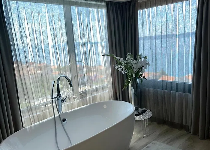 View House Okrug With Pool * 特罗吉尔