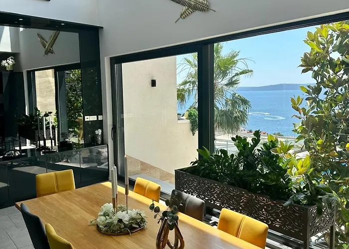 View House Okrug With Pool 特罗吉尔