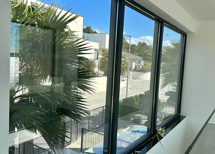 View House Okrug With Pool Trogir