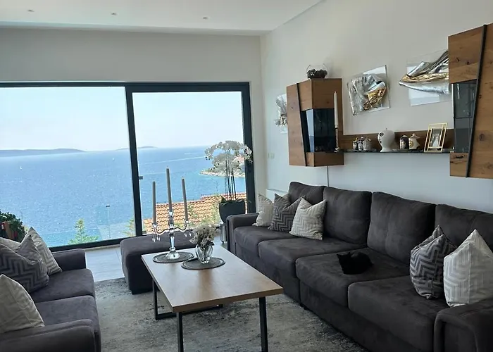 Villa View House Okrug With Pool *