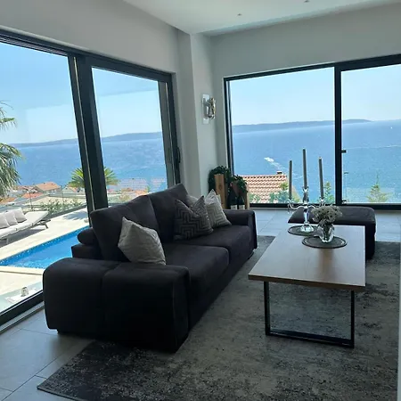 View House Okrug With Pool *