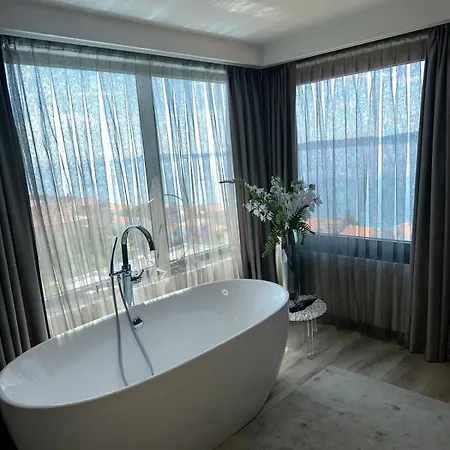 View House Okrug With Pool * טרוגיר